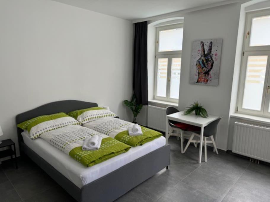 Appartement Klein Aber Fein Mit Terrasse à Vienne Extérieur photo